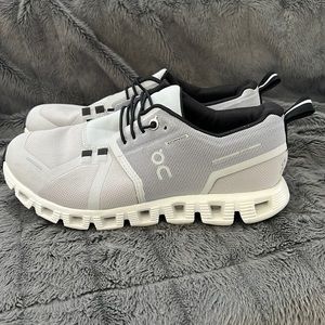 On cloud runners waterproof glacier white